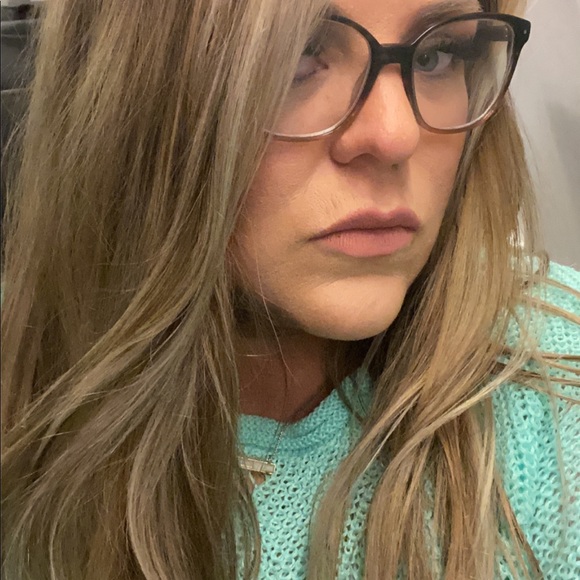 Meet your Posher, Ashly - Picture 8 of 8